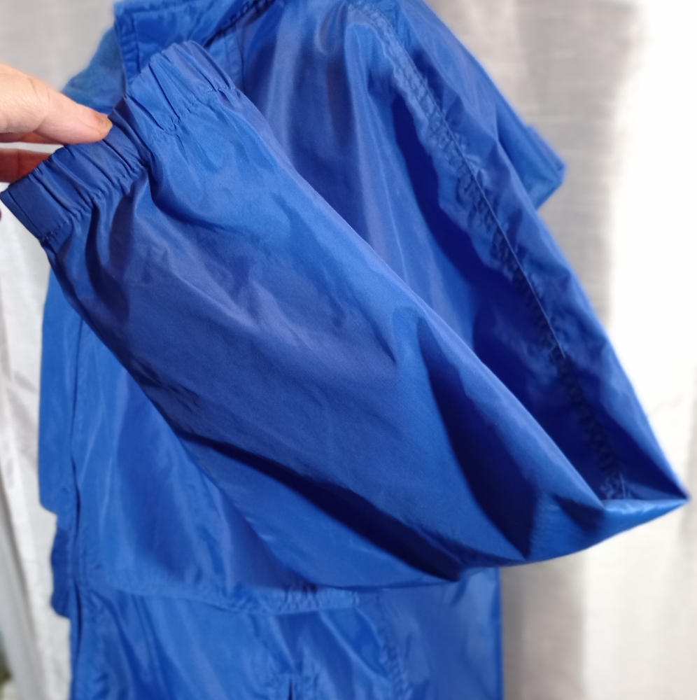 Eddie Bauer Windbreaker Jacket, Hide-A Hood/water resistant/ZipUp/Pckts, blue, M - Picture 9 of 12